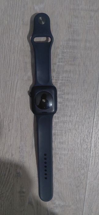 Apple watch SE (GPS, 2 го поколение)