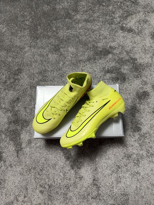 Vand ghete de fotbal