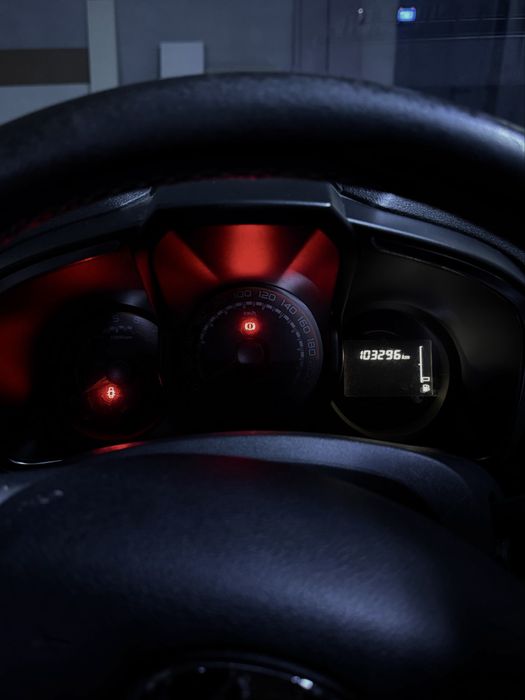 Lada Xray Cross full