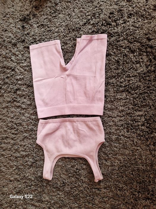 Дрешки 140/146 за момиче