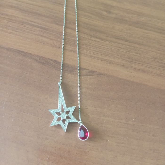 Колие    сваровски