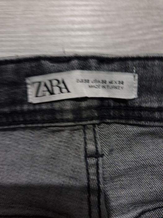 Blugi zara mărimea 38