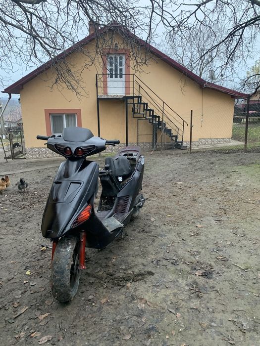 Vand scuter 49 cc defect urgent