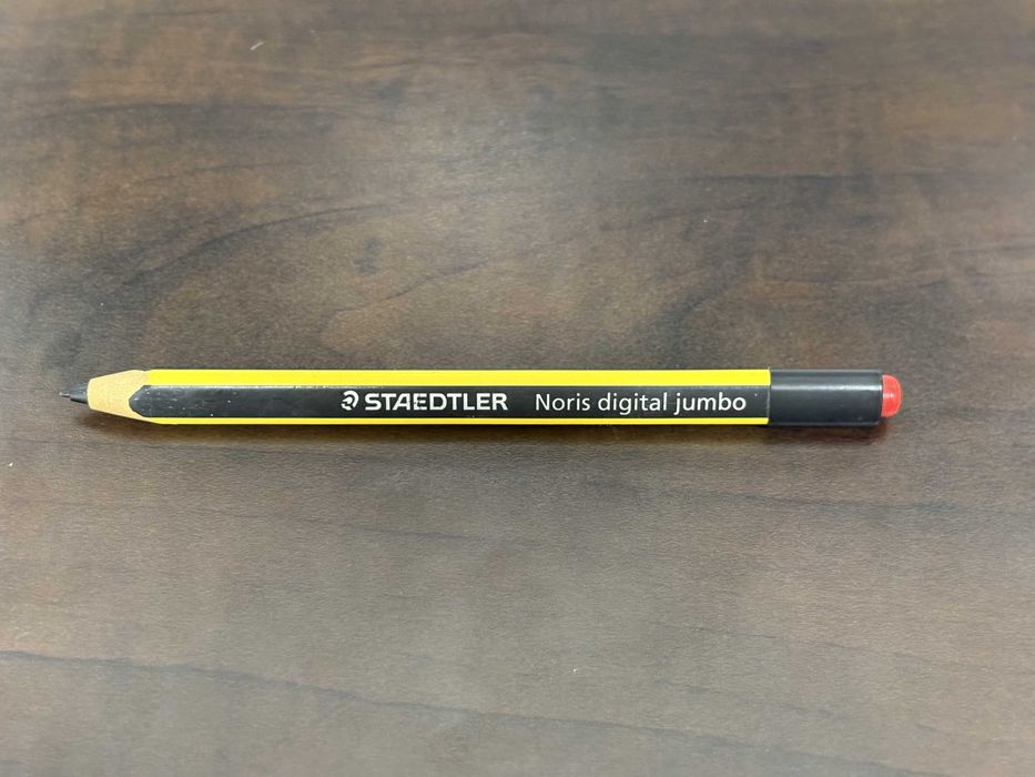 reMarkable 1, cu pix original, penite si Staedtler Noris Digital Jumbo