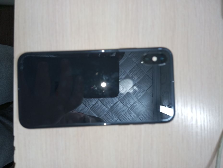 iPhone X  Читай описание