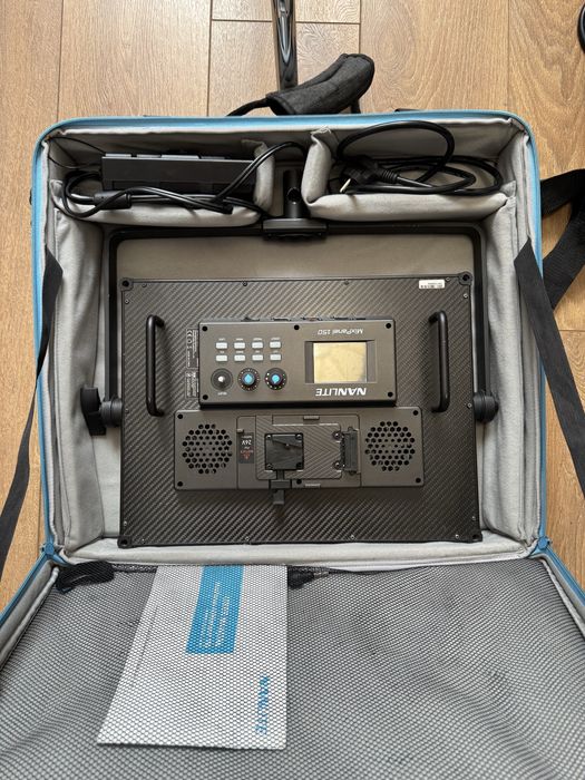 Продаю свет Nanlite Mixpanel 150 RGB