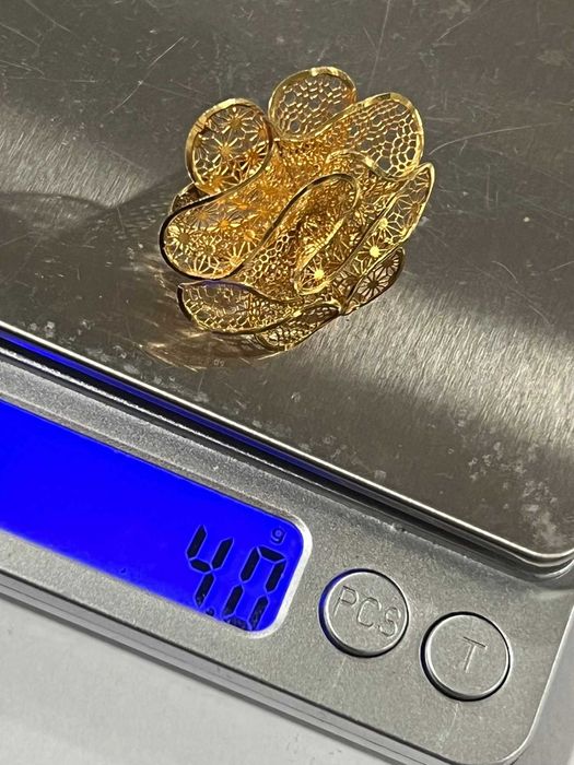 Златен пръстен 4гр.