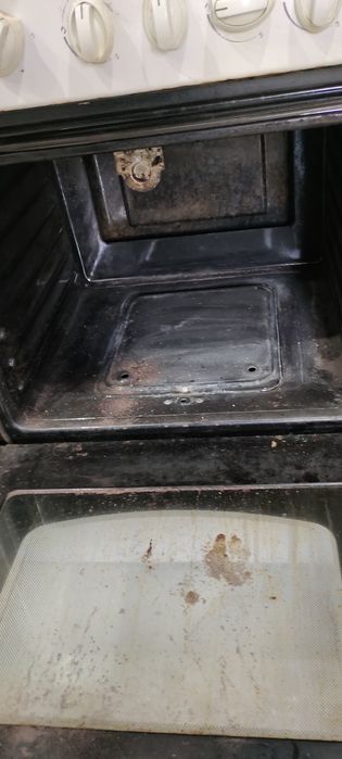 Газовая плита рабочая.