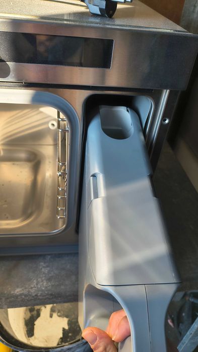 MIELE Конвенкционна фурна за вграждане