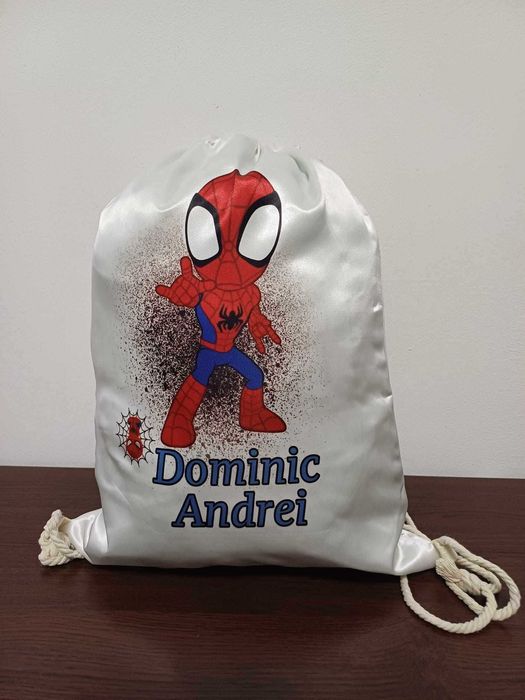 Săculeti personalizați pentru creșă sau grădiniță