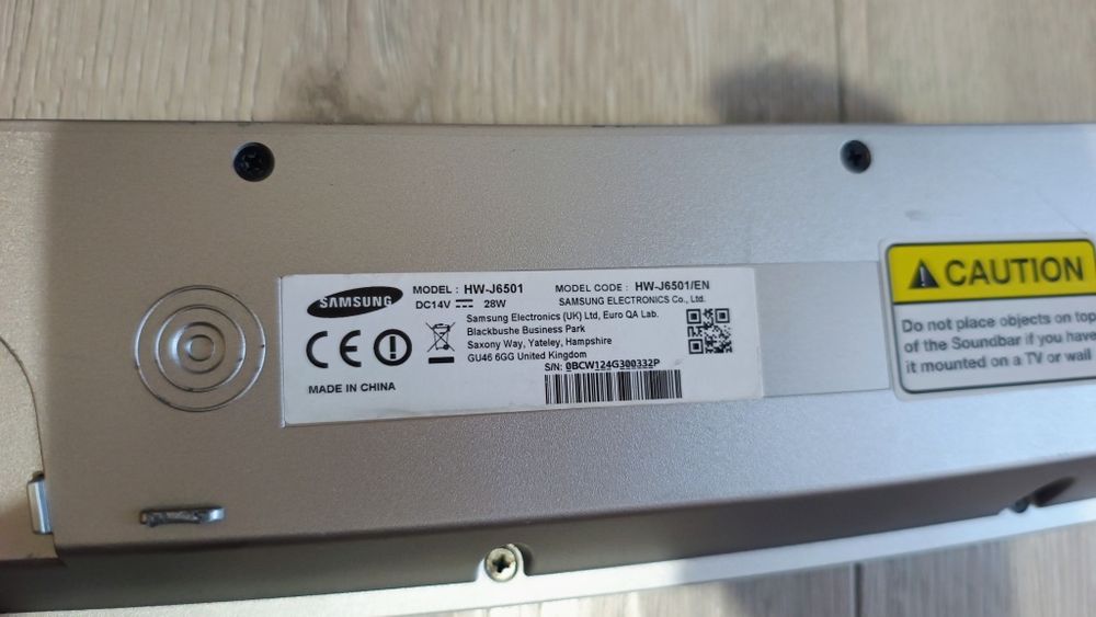 Doar soundbar curbat  Samsung HW-J6501