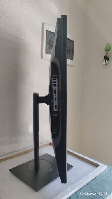 Мониторы DELL 24" IPS