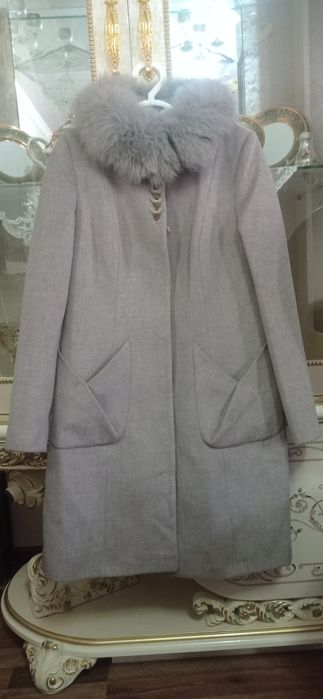 Продам женские пальто