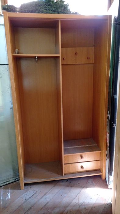 Продам 3 шкафа