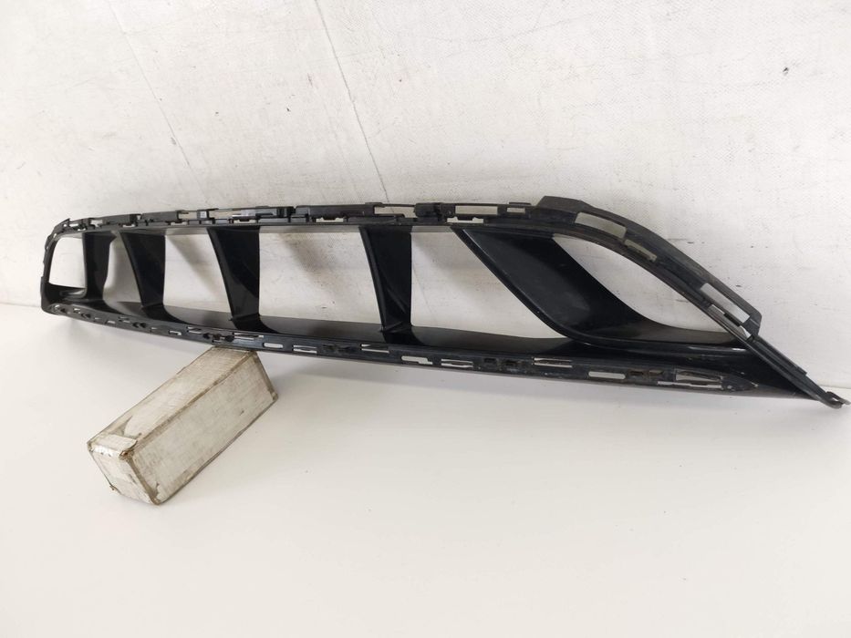 Долна решетка на предна броня Мерцедес-Бенц С-Клас / Mercedes-Benz S-C