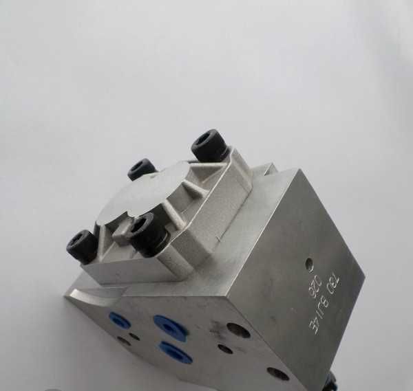 Pompa hidraulica tractor Massey Ferguson