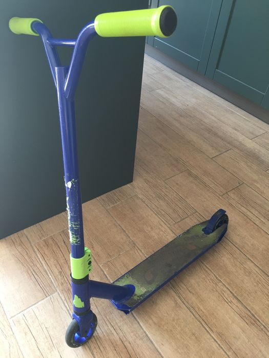 Синя Тротинетка byox