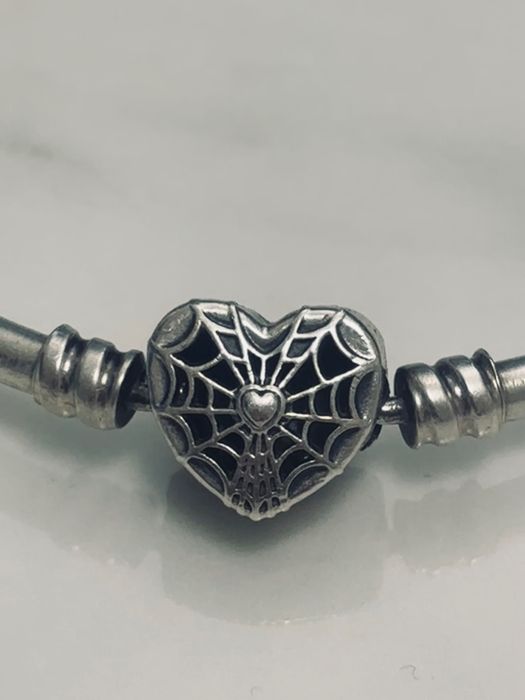 Pandora гривна SpiderMan