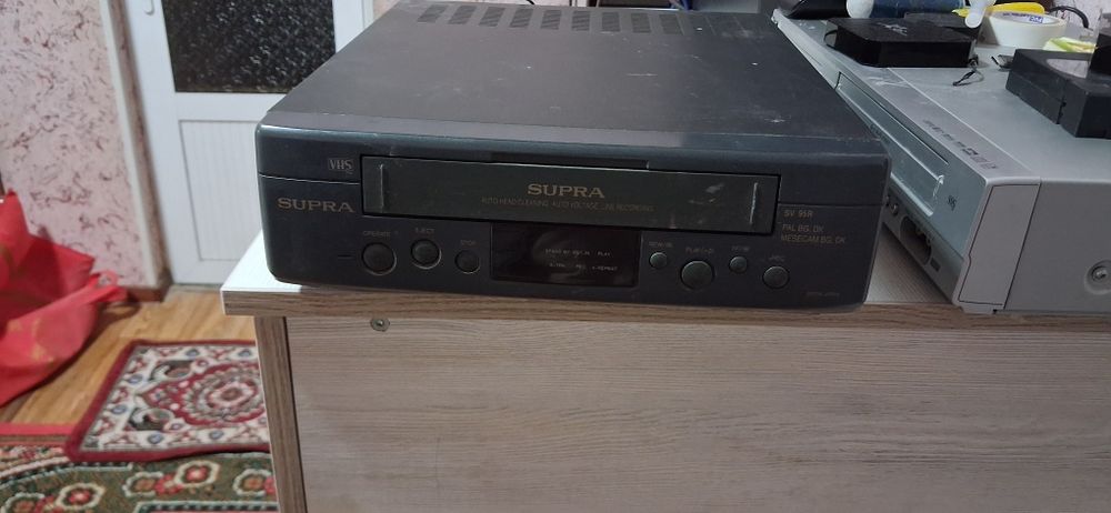 Видеомагнитофон Supra