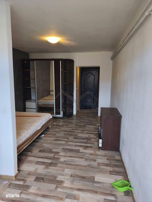 Garsoniera galata renovata