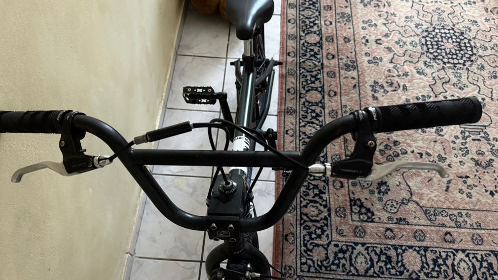 BMX  IPULSE, cască de la oxelo