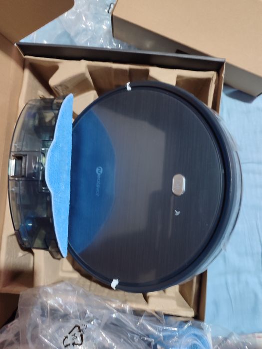 продам робот пылесос x500