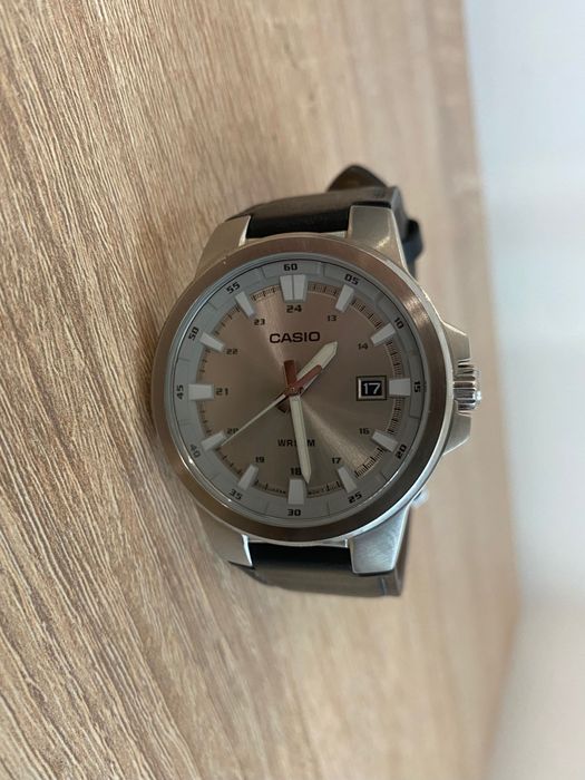 Мъжки елвгантен Casio