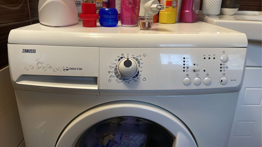 Zanussi пералня.