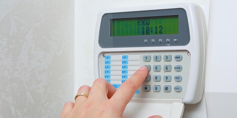 Sistem alarma antiefractie