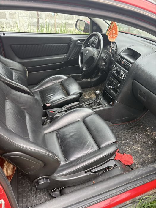 Vand intreaga sau dezmembrez ople asta g coupe