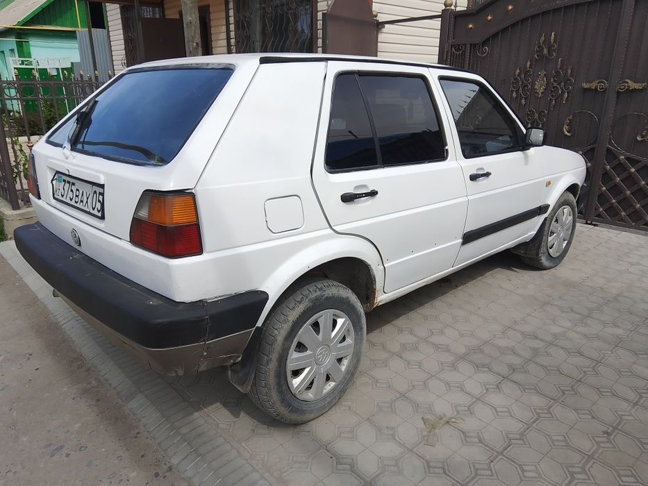 Продаю гольф 2 на полном ходу