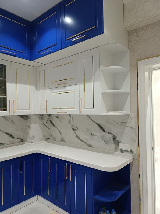 Столешница из кварца и акрила