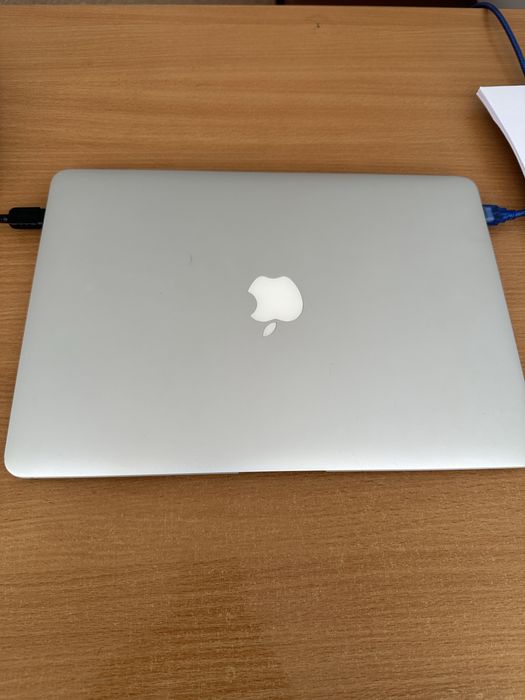 Macbook air 2017(ноутбук от apple)