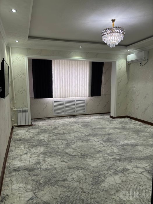 ПРОДАЁТСЯ 3 комнатная квартира в Себзаре Ганга Гафур гулам метро