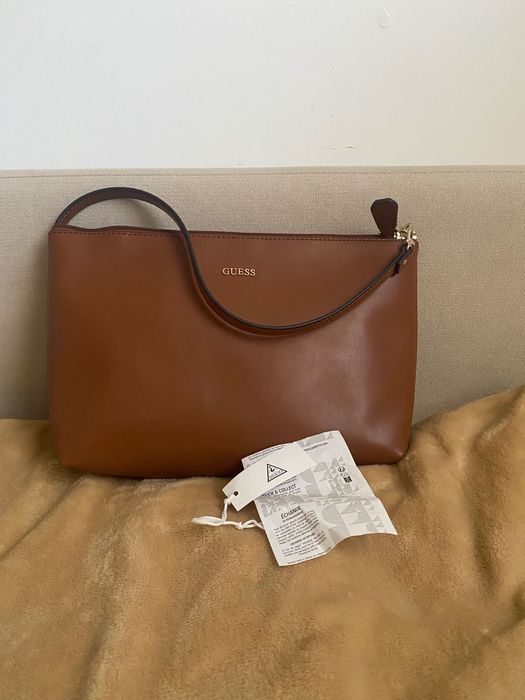 GUESS дамска чанта нова