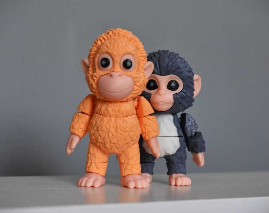 Играчки на Маймунката Пънч / Punch и Оранжевият и Приятел ( Играчка )