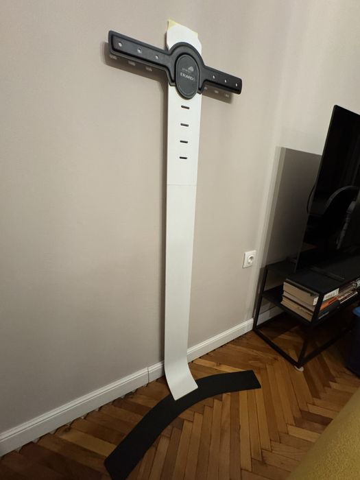 Стойка за стена за телевизор - БЕЗ пробиване - 30-65 инча