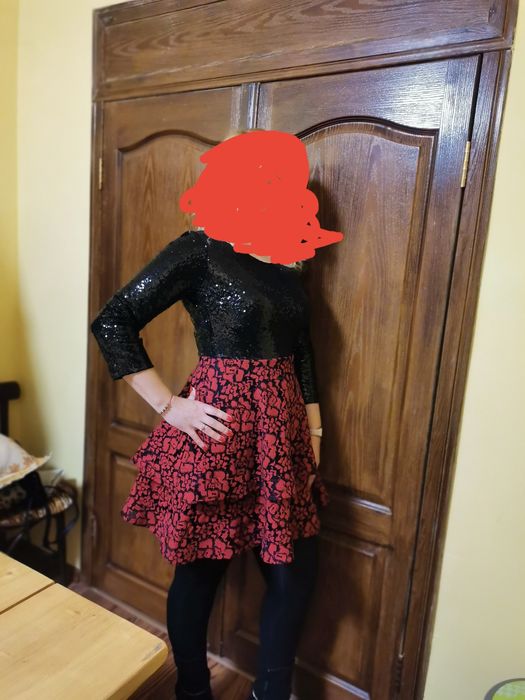 Официална рокля.