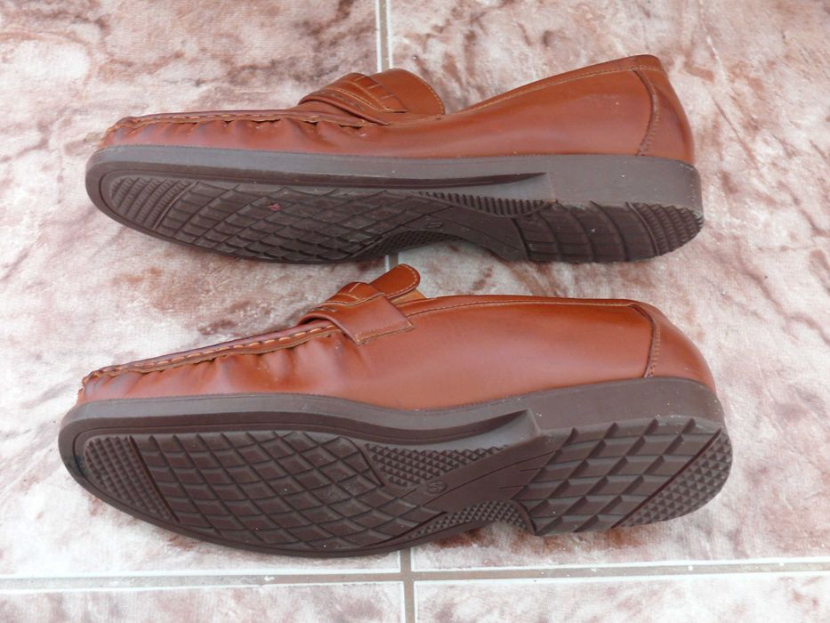 Pantofi noi, piele, marca Oskon, nr.44