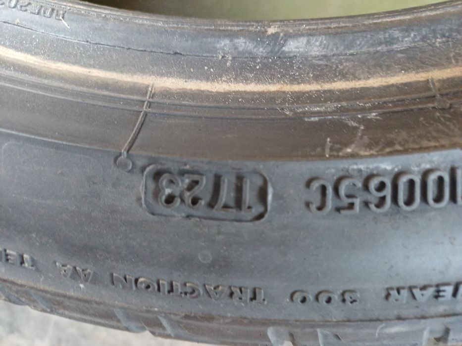 Гуми 215/45/17 Бриджстоун