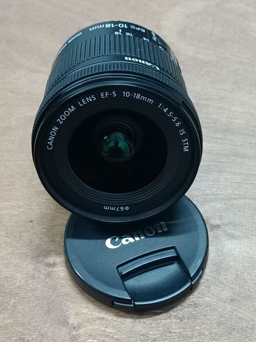 Фотообъектив фирмы "Canon"