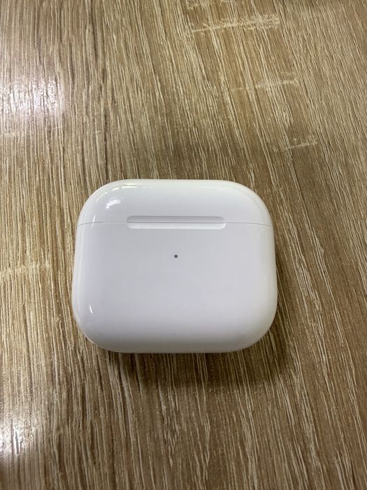 Продам AirPods 3