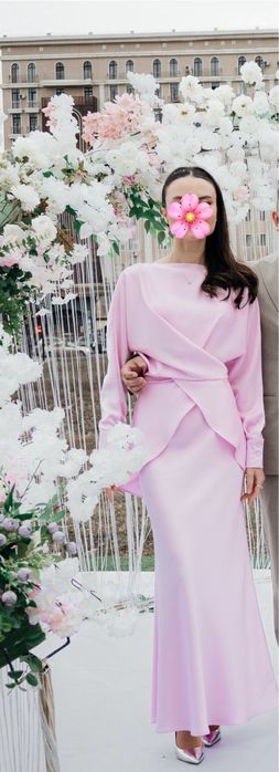 Вечернее платье, костюм