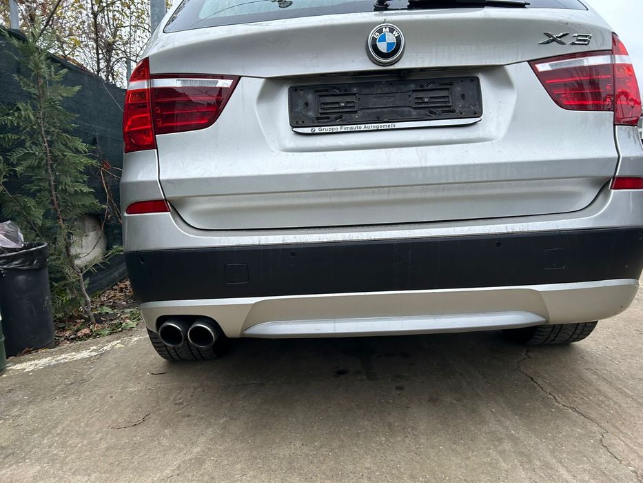 Haion cu lunetă BMW X3 F25