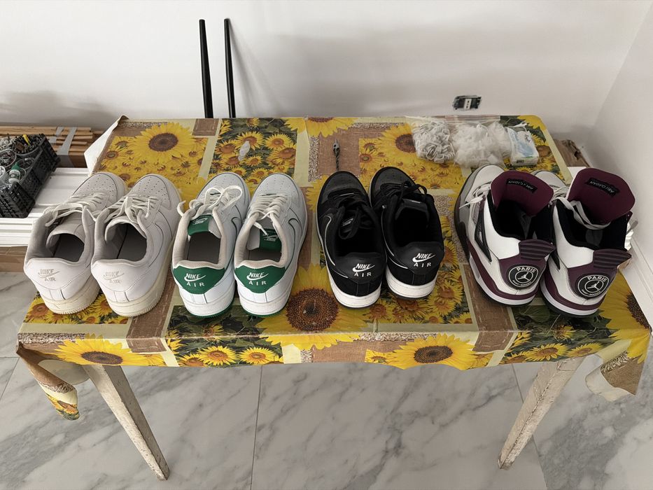 Vand adidasi Nike