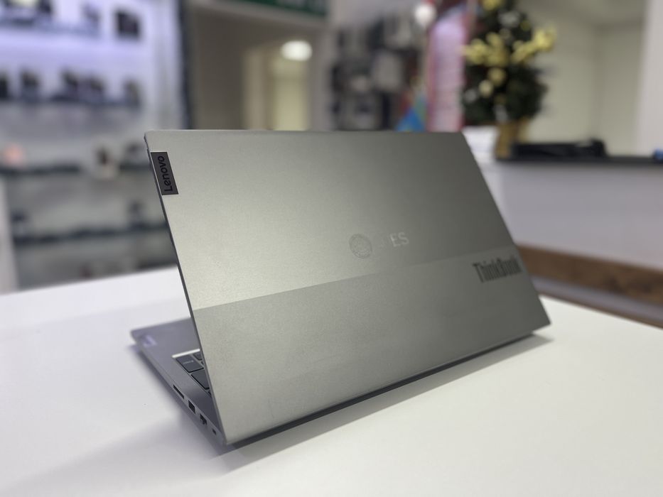 Ноутбук Lenovo ThinkBook