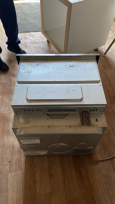 Bosch электр пеш (духовка)