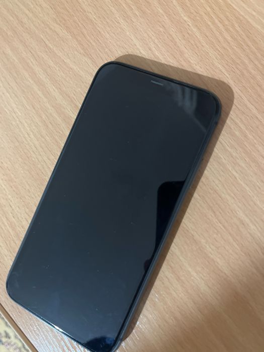Продам IPhone 11