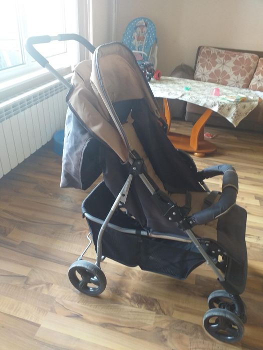 Лятна количка за бебе