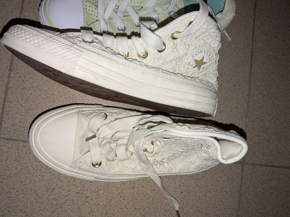 2 perechi tenisi Converse fete m. 35